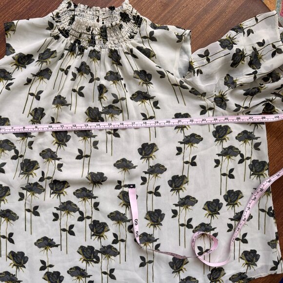 ✨ Rachel Roy | Cold Shoulder Floral Top | Size 2X ✨ - Picture 7 of 8